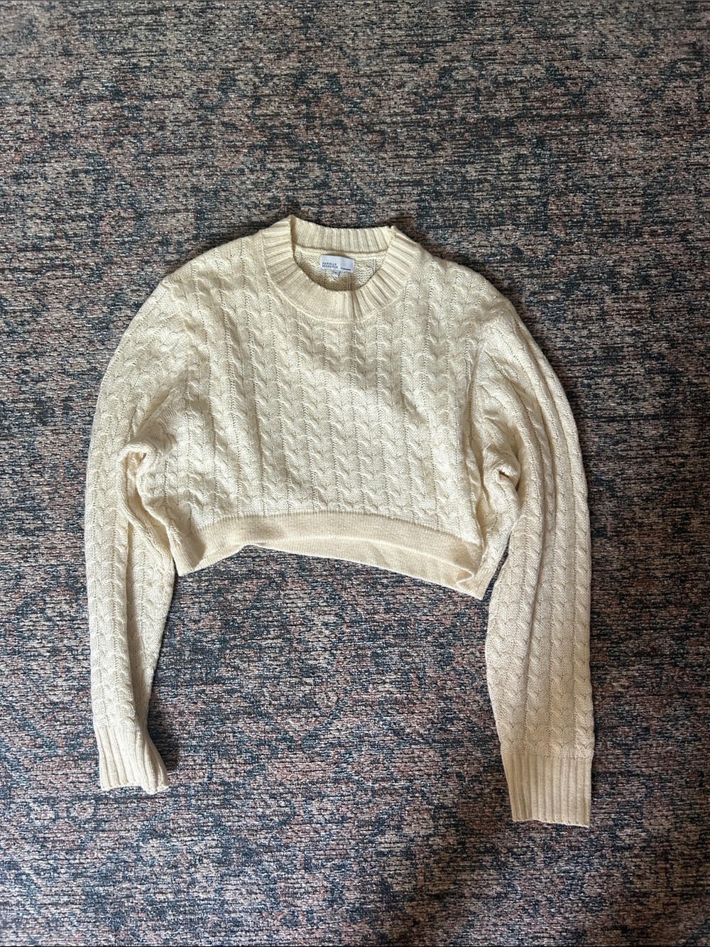 Danielle Bernstein Cropped Cable Knit Sweater - Cream
